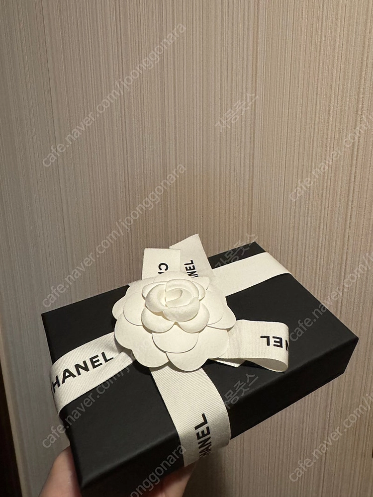 선물포장 새상품) 샤넬 클래식 카드 홀더 금장 카드지갑 ap0214 이미지