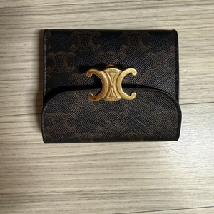 셀린느 트리옹프 반지갑 블랙 이미지