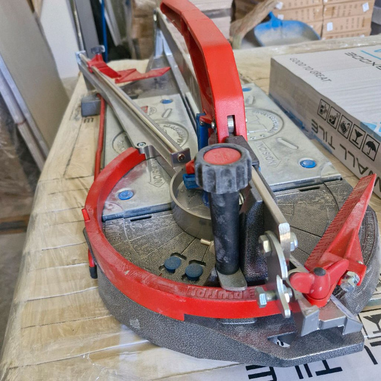 콘크리트 절단기 이미지