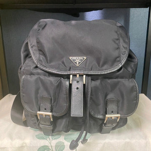 프라다 사피아노 나일론 백팩 미디움