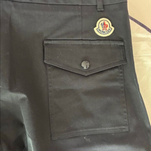 몽클레어 클래식로고 지퍼팬츠50