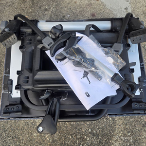 툴레 아웃웨이 플랫폼993 후미형 자전거캐리어 신동품