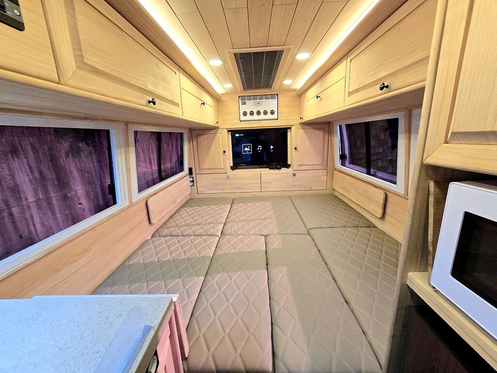 14년 레스타4인승캠핑카(인산철600A+올편백) 이미지