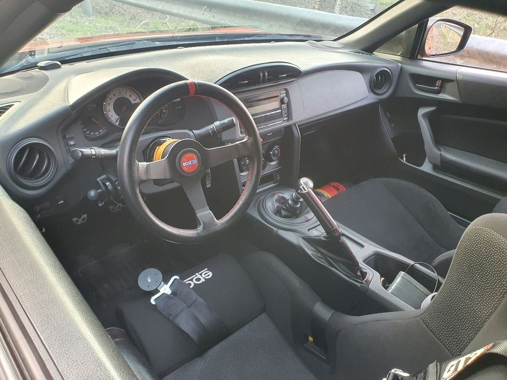 도요타 GT86-R 판매합니다. 이미지