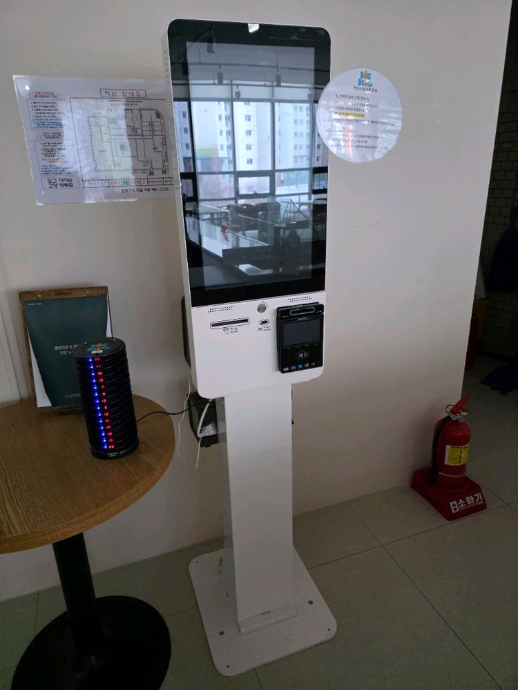 카페 장비, 집기 및 가구 판매합니다 이미지