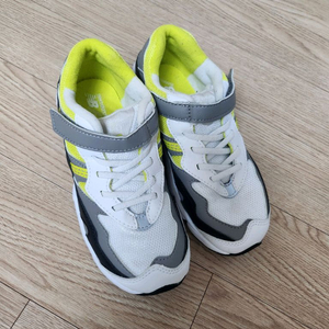 뉴발란스 아동운동화 200