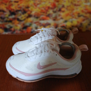 나이키에어맥스 AP CU4870-104.240