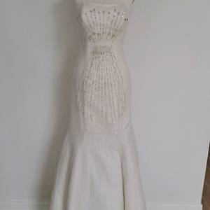 본식 화이트 튜브탑 레이스 웨딩드레스(웨딩촬영 대여용,대여비로 구입하세요)