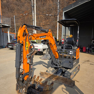 중고미니굴삭기 두산 DX17코끼리집게 2023년식 310시간가동 이미지