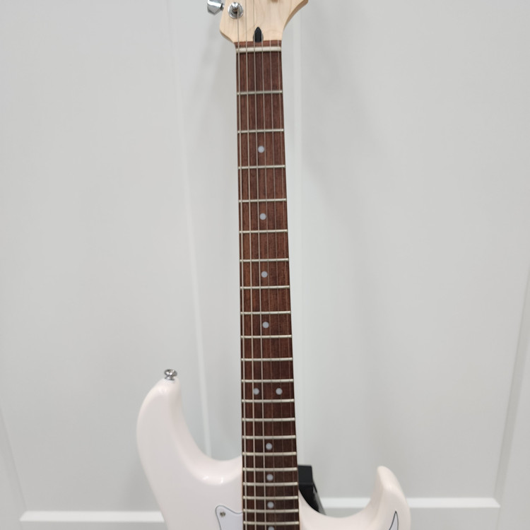 콜트 스트랫 일렉기타 G200 연핑크 이미지