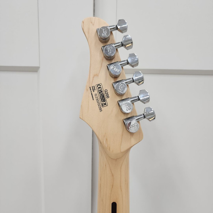 콜트 스트랫 일렉기타 G200 연핑크 이미지