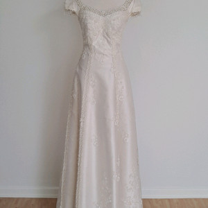 본식 레이스 앤틱 웨딩 드레스(웨딩촬영 대여용,대여비로 구입하세요)