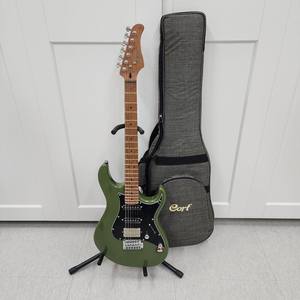 콜트 스트랫 일렉기타 G250 SE 그린