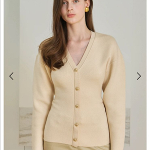 아상 베이지 가디건 니트