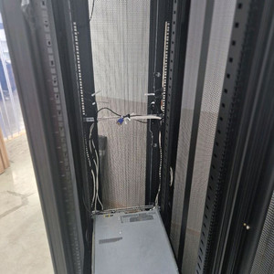 서버2대 및 케이스 표준랙
