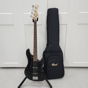 콜트 베이스기타 GB34JJ BK 블랙