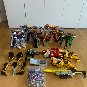 파워레인저 다이노포스 기간트브라기오킹, 티라노킹, 스피노킹, 프테라킹, 프레즈킹 및 각종 공룡무기 일괄 정리합니다.