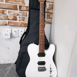 Corona - Modern Plus T / 코로나 일렉기타