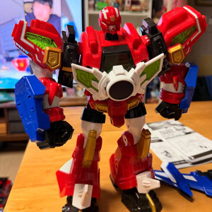 헬로카봇 유니크루저 로봇