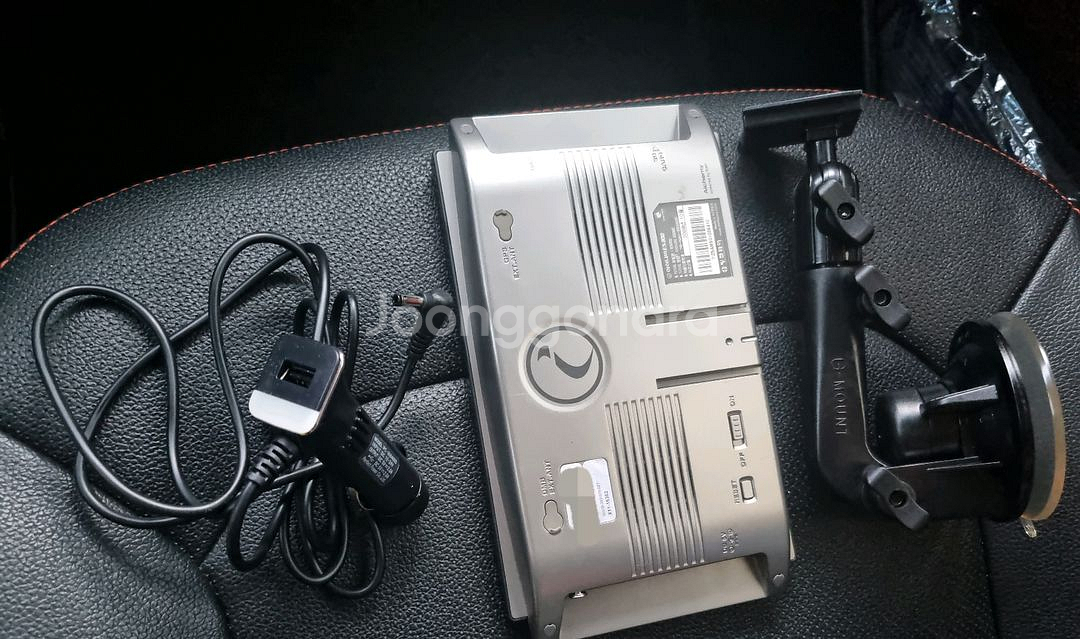 아이나비 네비게이션 최신버전으로 업그레이드 후방카메라 지원 USB 충전시거잭포함--1