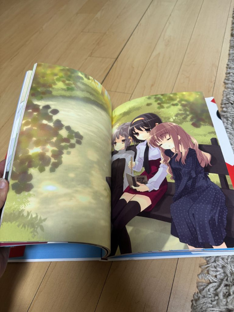 스즈미야 하루히 일러스트 화집--5