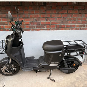 스쿠존 전기 오토바이 DB9
