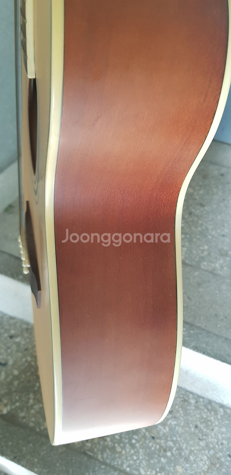 오봉 OF-520 수제품 기타 저렴히 팝니다--7