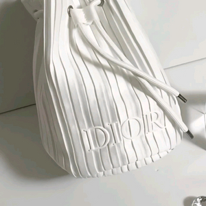 (정품)디올 뷰티 화이트 복조리 파우치 /새상품