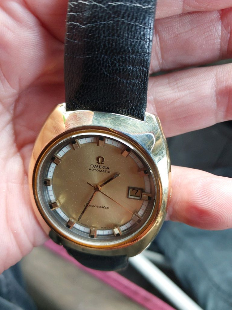 오메가 씨마스터 300 빈티지 시계 이미지