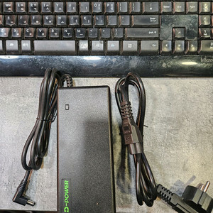 퀄리 전기자전거 Q1,Q2,Q3 1핀 충전기