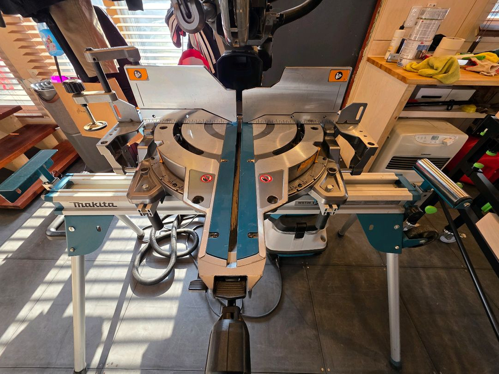 마끼다 LS003G 40V충전 각도절단기 판매합니다--1