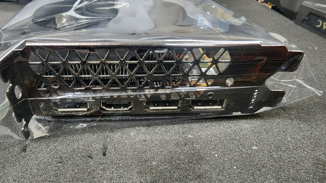 조택 RTX 2060S 8G 판매합니다 이미지