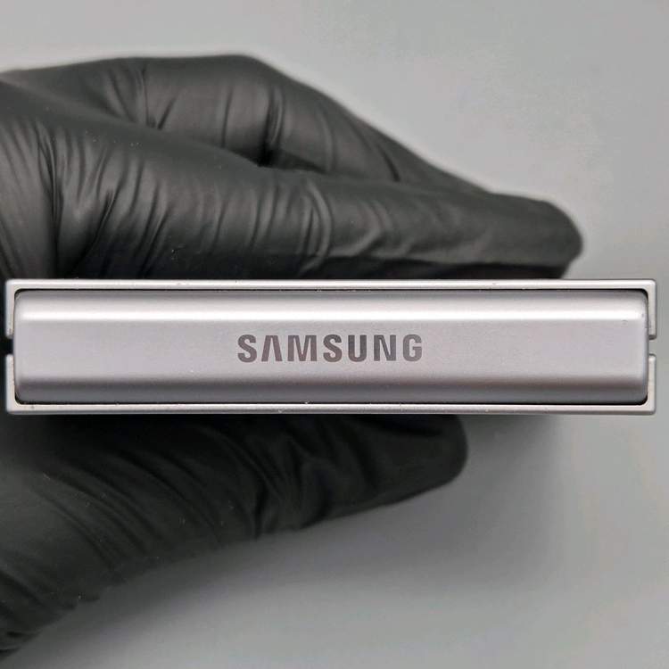 리퍼급)갤럭시Z플립6 무잔상 상태최상 중고폰 공기계--6