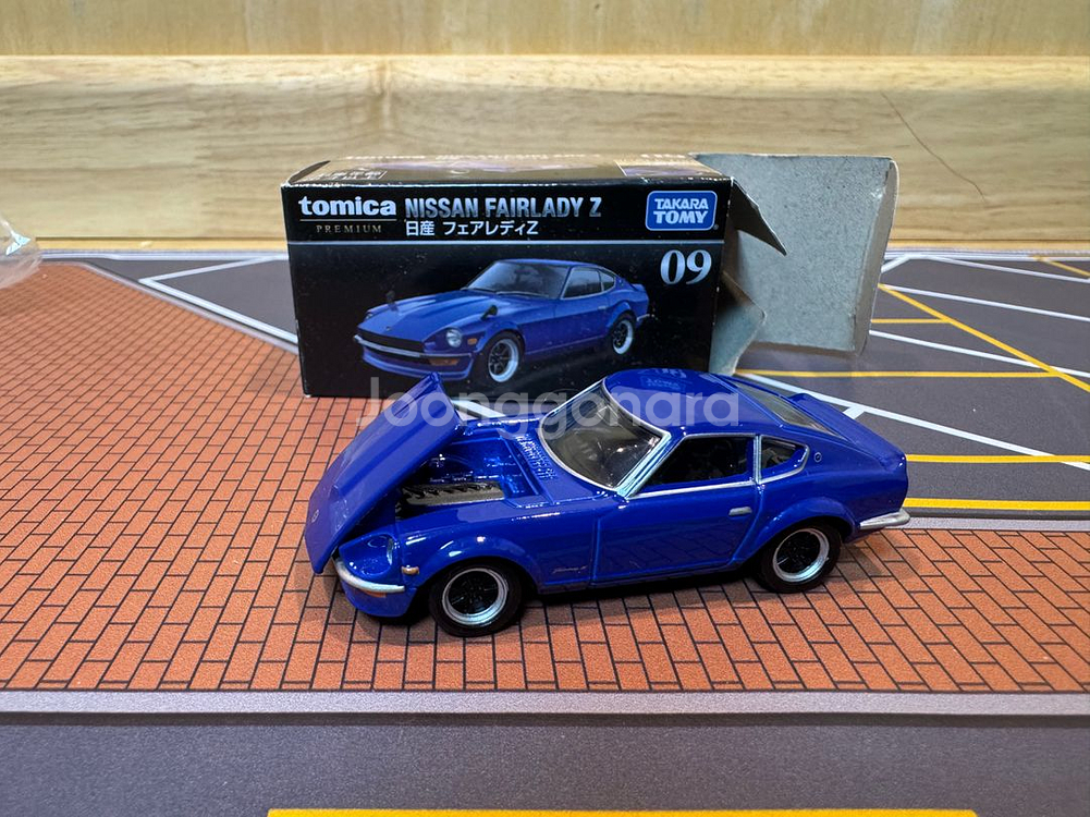 토미카 프리미엄 09번 닛산 페어레이디 Z--4