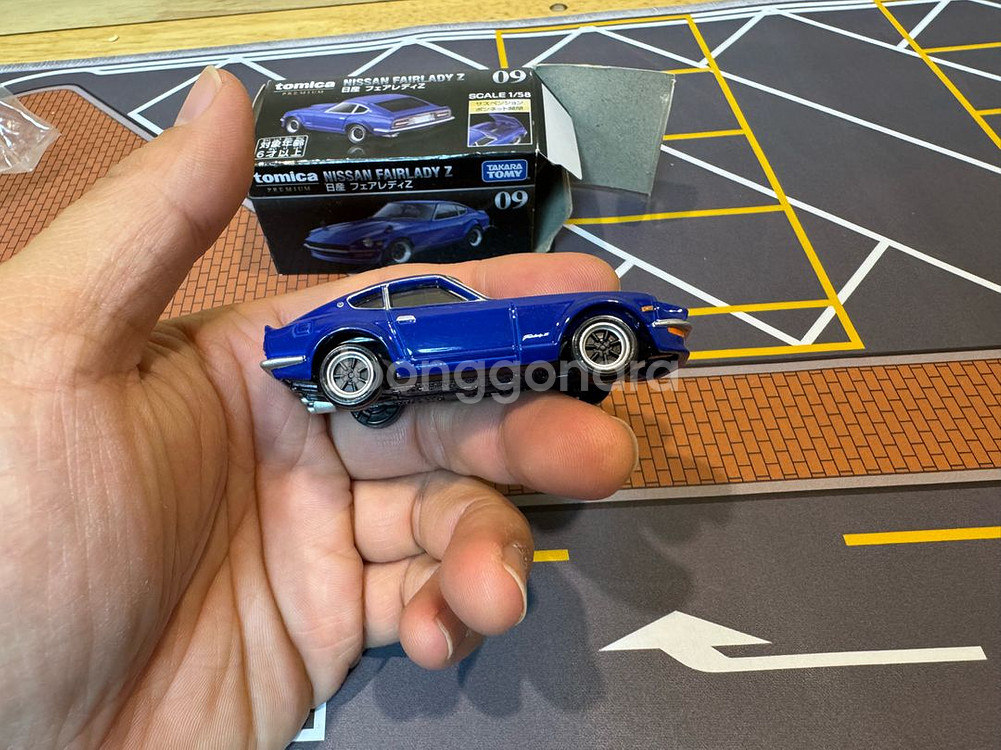 토미카 프리미엄 09번 닛산 페어레이디 Z--7