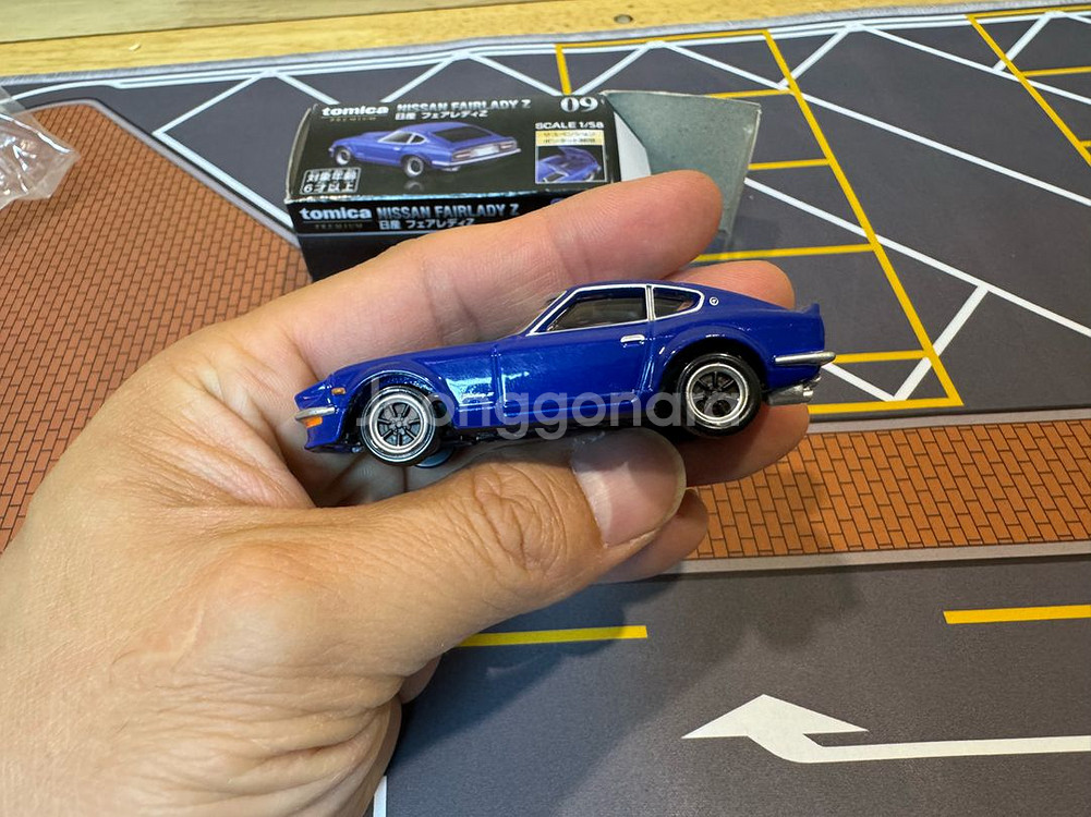 토미카 프리미엄 09번 닛산 페어레이디 Z--9