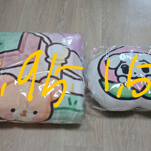 에스파 윈터 미개봉 직직이쿠션 직직이담요 양도합니다 이미지