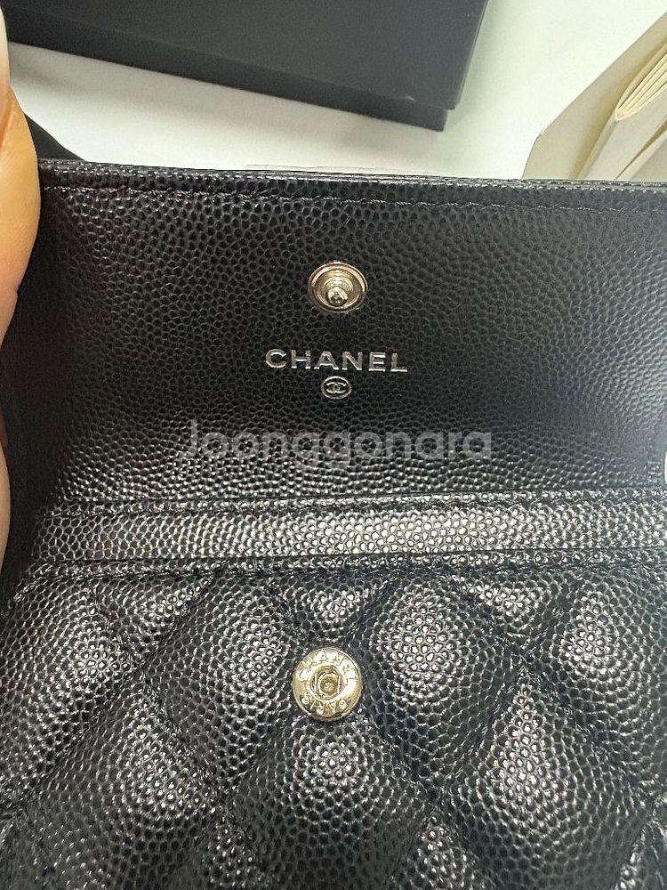 샤넬 보이 플랩 블랙 은장--7