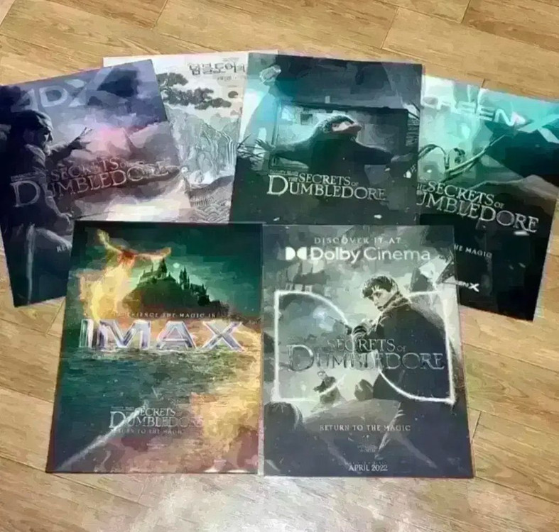 신비한동물들과덤블도어 뱃지 패키지 영화 동물사전 아이맥스포스터 필름마크아트카드 이미지