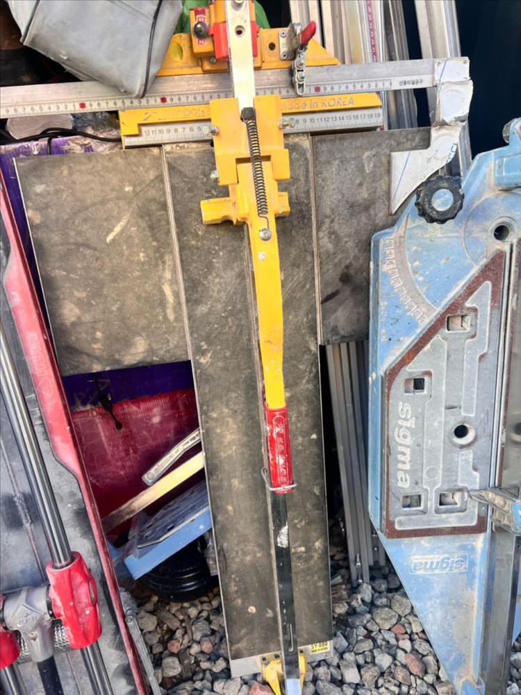 대형 타일 공구, 시그마 타일커터기, 신용 커터기, 루비 커터기 이미지