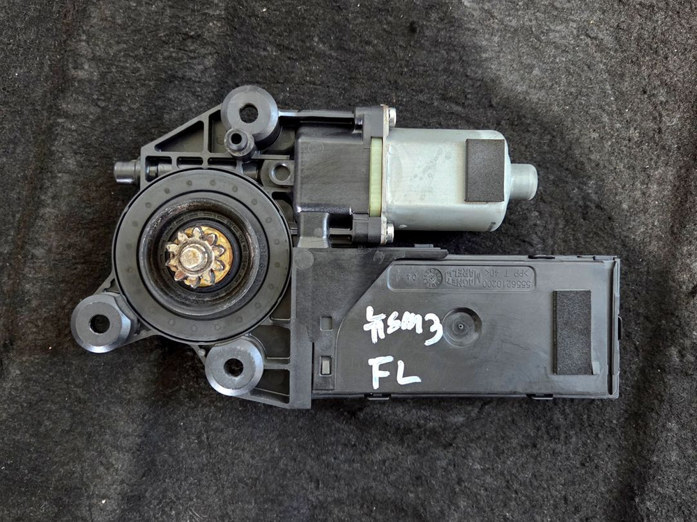 뉴 SM3 윈도우 유리모터 운전석 앞 807313834R 팝니다 이미지