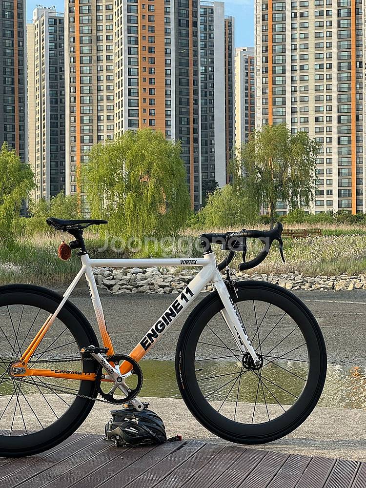 엔진11 2018 볼텍스 m사이즈 완차 판매--4