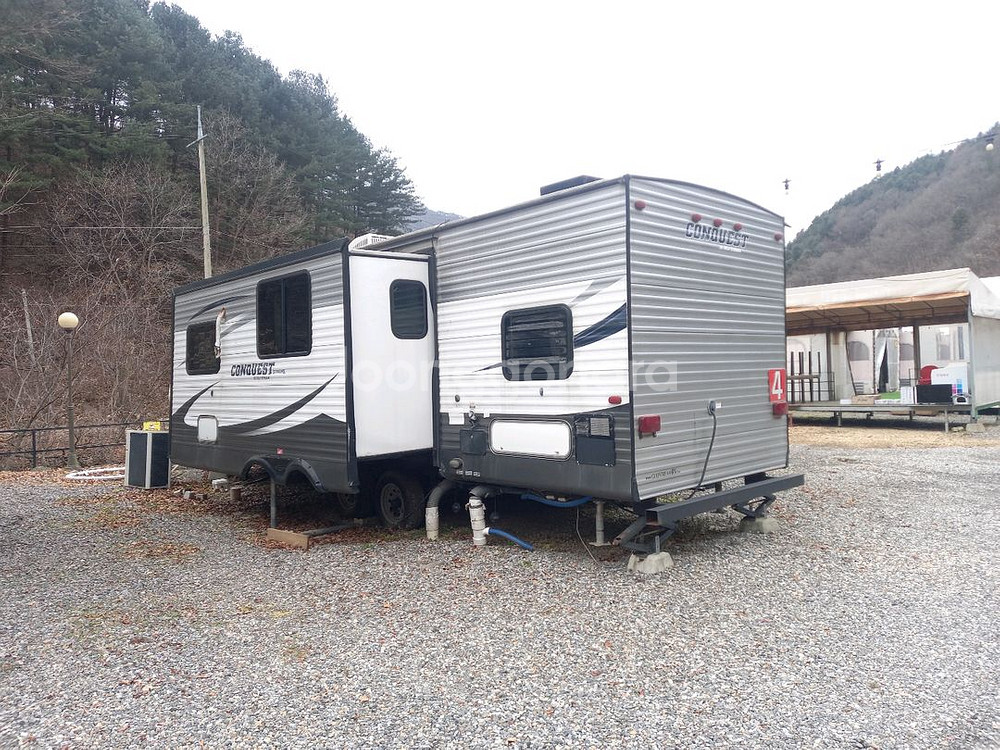 컨퀘스트 캠핑 카라반 트레일러--0