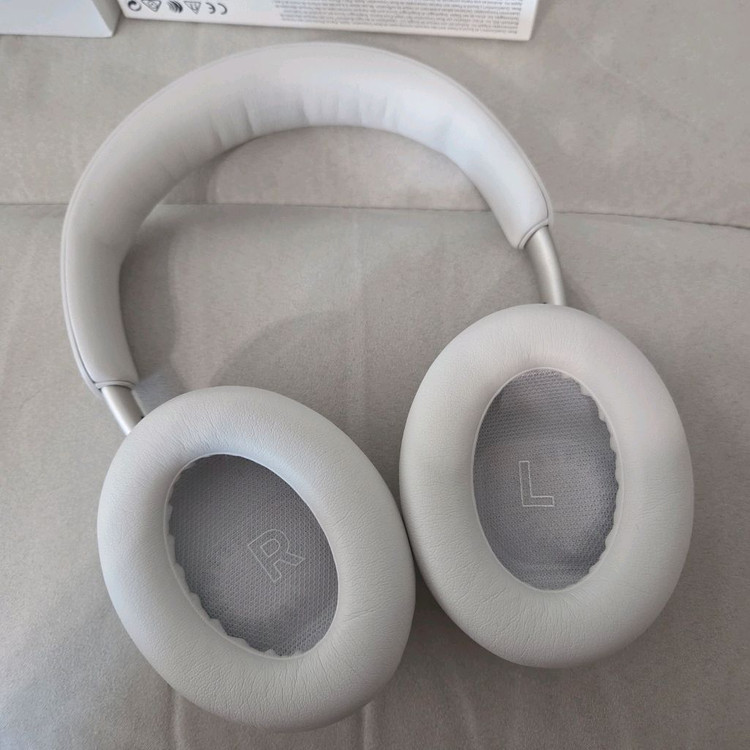 보스 QC 울트라 헤드폰 - 화이트 스모그--1