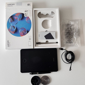 와콤 인튜어스 프로 pth-460 팝니다.