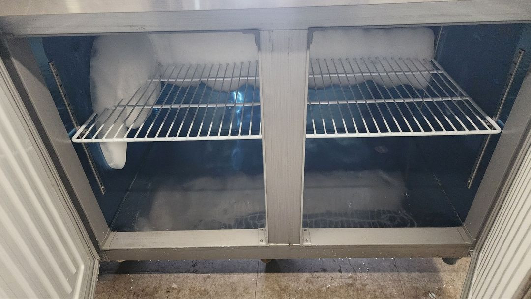 우성 테이블냉장고 1500 5자 CWS-150RT 팝니다--1