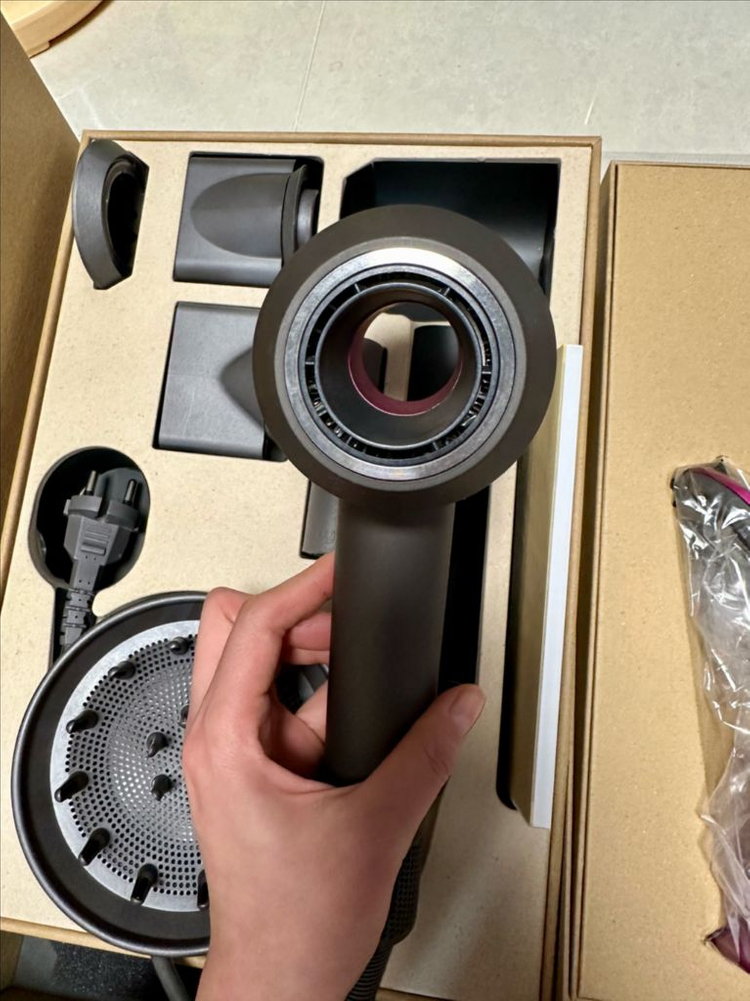 다이슨 슈퍼소닉 드라이기 판매--3