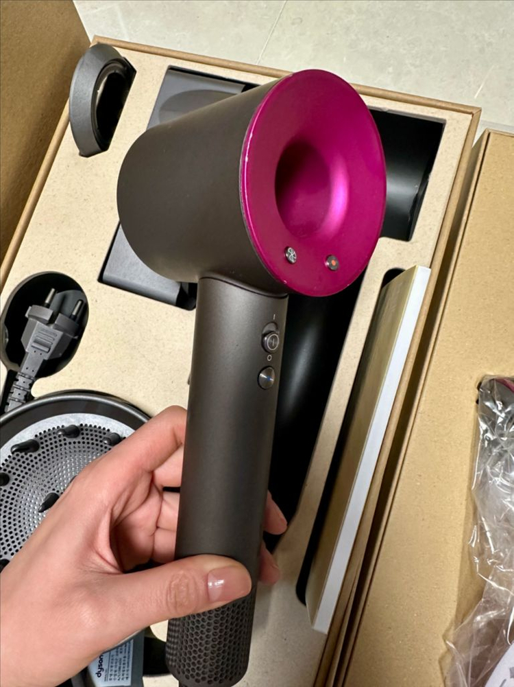 다이슨 슈퍼소닉 드라이기 판매--6