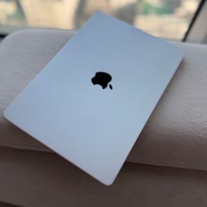 맥북프로 14인치 M4 Pro 실버 신품급 14CPU/24GPU/1테라SSD 애플케어 2026년