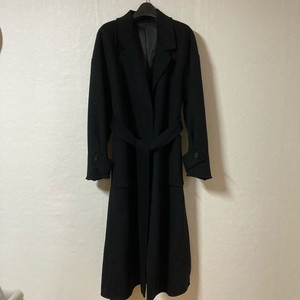 무신사스탠다드롱코트 이미지